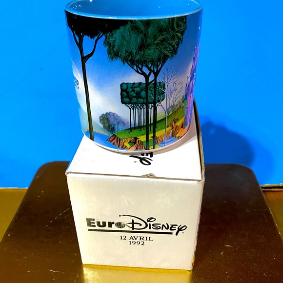 EURO DISNEY DISNEY STORE MUG COMMEMORATES THE OPENING OF EURO APRIL 12,1992 RARE - Picture 11 of 15